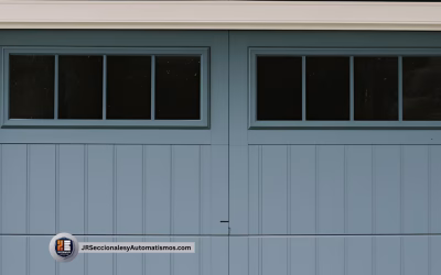 Puerta seccional vs abatible vs corredera: qué tipo elegir para tu casa